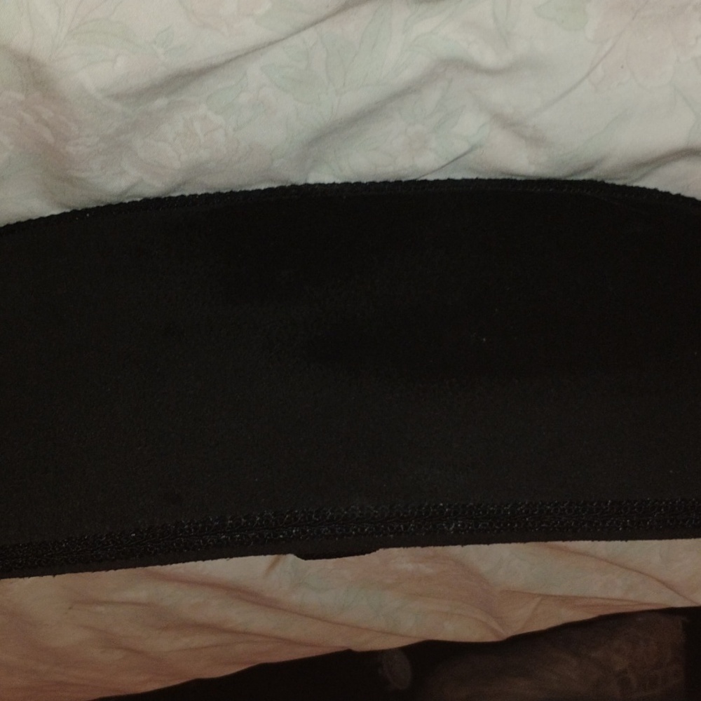 Designer purse - Picture 4 of 4